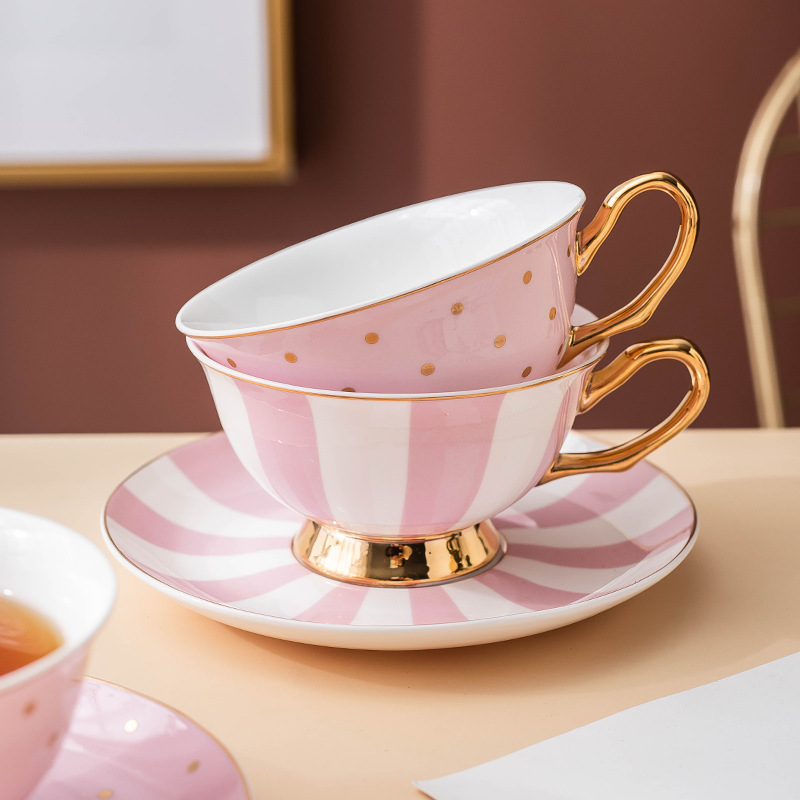 Keramik-Kaffeetassen in Rosa m – Kitchen Appliances Set Bewertung und Preis