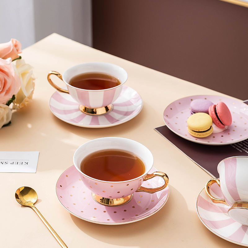 Keramik-Kaffeetassen in Rosa m – Kitchen Appliances Set Bewertung und Preis